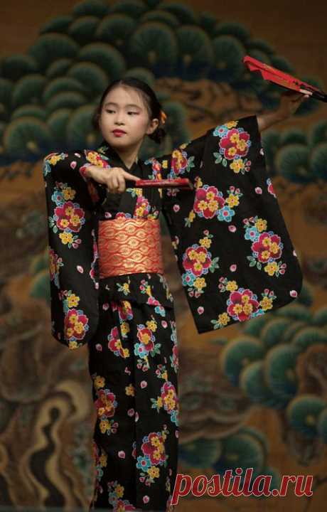The Kimono Gallery