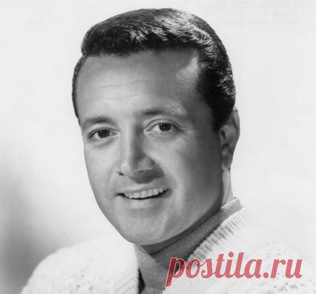 Умер певец Вик Дамон: легендарного поп-музыканта не стало на 90 году жизни