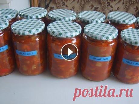 Овощной салат на зиму, очень вкусный. Маринкины творинки. Всем МИРА и Добра! На развитие канала 11 баночек , 720 мл 500 гр лука 2 кг болгарского перца 1,5 кг моркови 1,5 кг кабачков 250 мл раст.масла 1,5 л воды 350 гр томатной ...