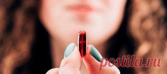 Postila.ru Ежедневные инъекции инсулина доставляют неудобства сотням миллионов болеющих диабетом людей. Пить таблетки было бы приятнее, чем колоть лекарство шприцом. Исследователи из Нью-Йоркского университета в Абу-Даби разработали новый метод упаковки инсулина в капсулы. Они попадают через желудок в кровоток и высвобождают своё содержимое только в случае необходимости. Диабет характеризуется непостоянным уровнем инсулина. Этот гормон отвечает за регулировку уровня глюкозы в крови. Обычно при…