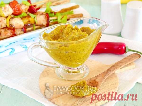 Банановый соус к мясу — рецепт с фото Соус получается удивительно пряным, ярким по вкусу и цвету и отлично дополняет любое мясное блюдо, а особенно хорошо сочетается с курицей.