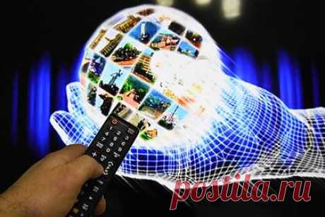 В Латвии прекратили ретрансляцию российских телеканалов. Национальный совет Латвии по электронным средствам массовой информации принял решение прекратить трансляцию более 20 российских телеканалов, в том числе канала Russia Today. Отмечается, что это решение можно будет оспорить в административном районном суде, однако «обжалование не приостанавливает действия решения».