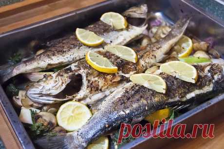 Сибас с шампиньонами и луком пореем - КУЛИНАРНЫЙ УГОЛОК