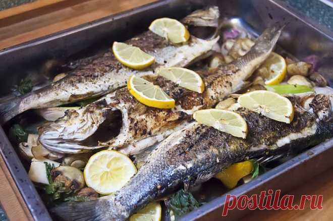 Сибас с шампиньонами и луком пореем - КУЛИНАРНЫЙ УГОЛОК