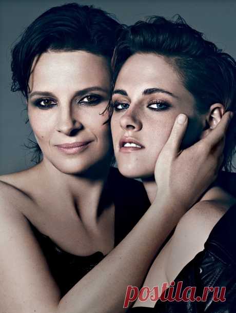 Кристен Стюарт (Kristen Stewart) и Жюльет Бинош (Juliette Binoche) в фотосессии Дрю Крилли (Driu Crilly) и Тьяго Мартела (Tiago Martel) для журнала Interview (осень 2014)