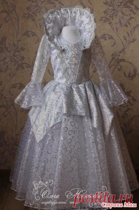 Сшила костюм Снежной Королевы, заходите на просмотр - Страна Мам