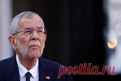 Президент Австрии прибыл в Киев. Президент Австрии Александер Ван дер Беллен сообщил, что прибыл с визитом в Киев и опубликовал фотографии с вокзала. «После почти года войны Украина не забыта. Вместе с президентом [Владимиром] Зеленским и смелым народом Украины мы выступаем за европейские ценности», — высказался он.