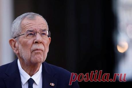 Президент Австрии прибыл в Киев. Президент Австрии Александер Ван дер Беллен сообщил, что прибыл с визитом в Киев и опубликовал фотографии с вокзала. «После почти года войны Украина не забыта. Вместе с президентом [Владимиром] Зеленским и смелым народом Украины мы выступаем за европейские ценности», — высказался он.