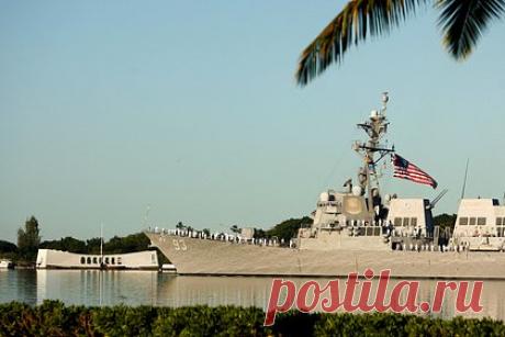 ВС Китая назвали шумихой появление американского эсминца в Тайваньском проливе. Вооруженные силы (ВС) Китая назвали проход ракетного эсминца США класса «Арли Берк» (Arleigh Burke) через Тайваньский пролив неприкрытой попыткой Штатов поднять рекламную шумиху. Такое заявление сделал официальный представитель Восточной зоны боевого командования НОАК Ши И.