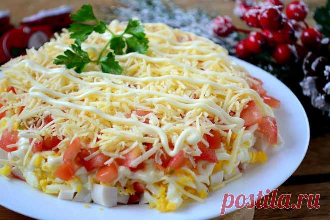​Очень вкусный салатик с крабовыми палочками — Кулинарная книга - рецепты с фото