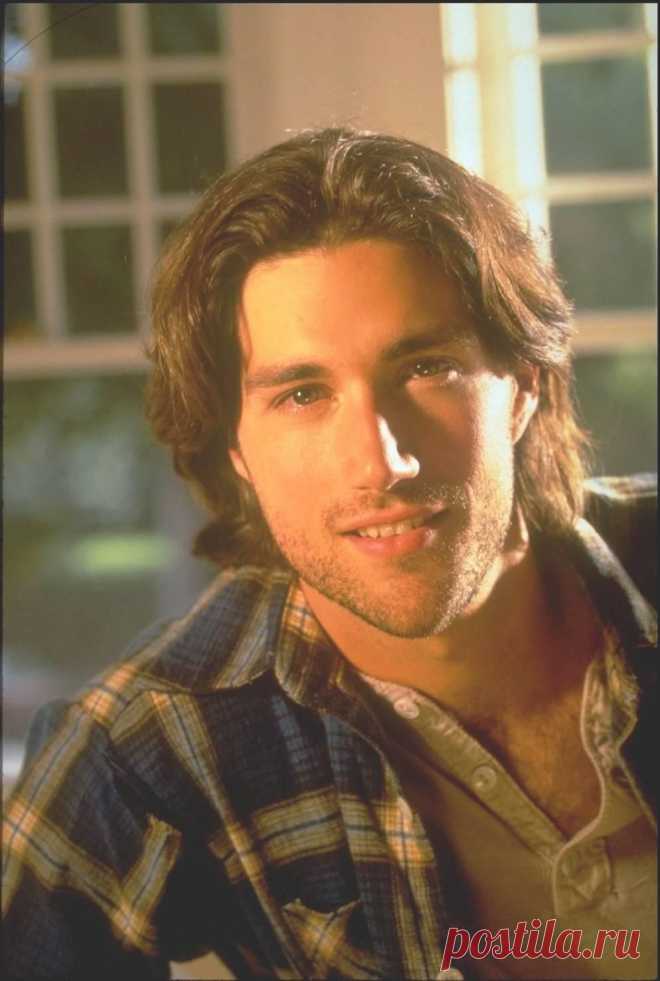 Мэттью Фокс