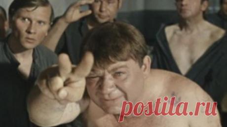 Ботать по фене. Словарь блатных одесских выражений 
Краткий словарь уркагана, сявки, гопника, скокаря и др. асоциальных элементов, а также законопослушных граждан, иногда употребляющих в своей речи спецжаргон контингента пенитенциарных учреждений, нын…