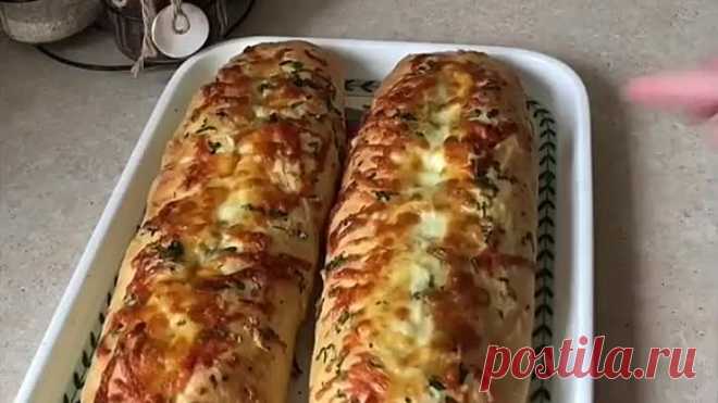 Багет с чесноком и с сыром (ингредиенты под видео)