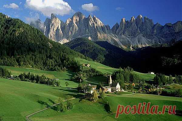 красивый вид в ущелье