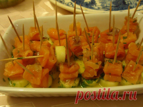 МАРИНОВАНЫЕ ЯБЛОКИ С СОЛЕНЫМ ЛОСОСЕМ | Любимые рецепты