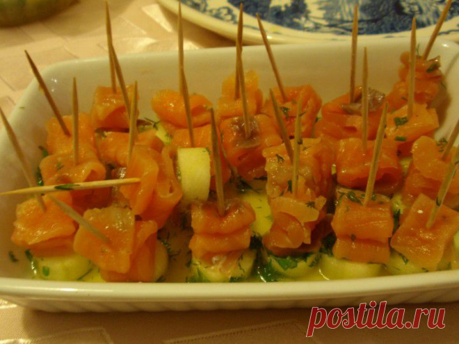 МАРИНОВАНЫЕ ЯБЛОКИ С СОЛЕНЫМ ЛОСОСЕМ | Любимые рецепты