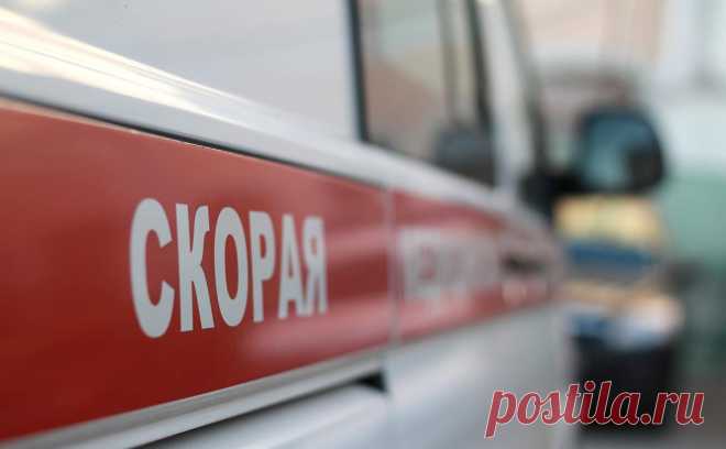 В Москве пенсионерка погибла после наезда на нее двух автомобилей. В центре Москвы водители двух автомобилей сбили 84-летнюю женщину, которая переходила дорогу в неположенном месте, сообщает пресс-служба столичной госавтоинспекции.