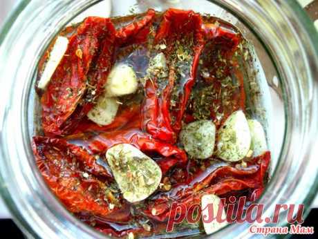 ВЯЛЕНЫЕ ТОМАТЫ С ЧЕСНОЧКОМ И ПРОВАНСКИМИ ТРАВАМИ