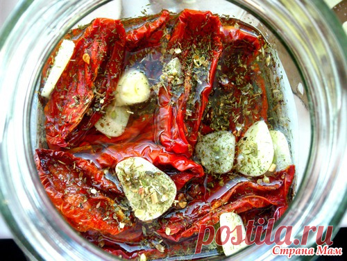 ВЯЛЕНЫЕ ТОМАТЫ С ЧЕСНОЧКОМ И ПРОВАНСКИМИ ТРАВАМИ
