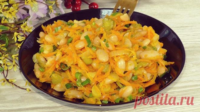 Показываю, как приготовить вкусный салат с фасолью к обеду или ужину. Рецепт простой и доступный... Показываю, как я готовлю вкусный салат с фасолью.