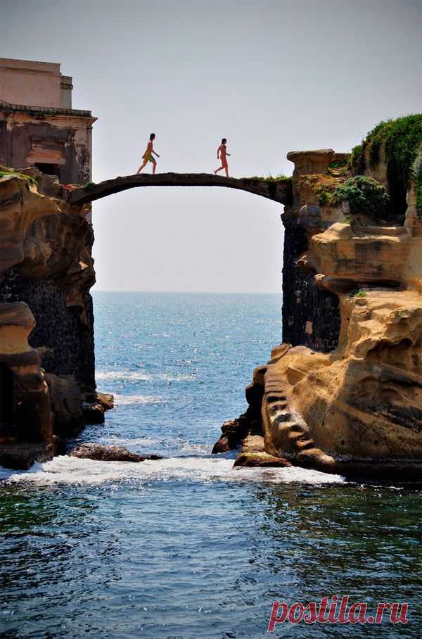 GaiolaIsland.Napoli,Italy.
