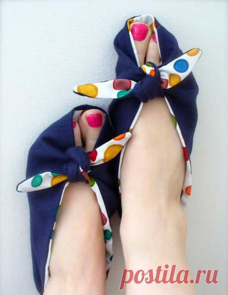 Необычные мягкие тапочки... Сменная обувь легко и просто!