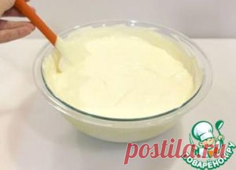 Лимонный крем - кулинарный рецепт
Крупа манная	(с горкой) — 3 ст. л.
Масло сливочное	— 200 г
Сахар	— 150 г
Лимон	— 1 шт
Молоко	— 250 мл