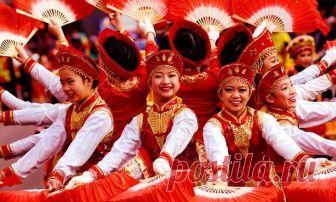 Когда наступит год Свиньи по восточному календарю: Китайский Новый год 2019, до какого числа, как отмечают | Армения сегодня 5 февраля 2019 года во второе новолуние после зимнего солнцестояния по восточному (китайскому) лунному циклическому календарю наступает год небесного ствола времени «Земля» в стадии «Инь» – 己, земной ветви «Свинья» – 亥, 36 год 34-го цикла нового летоисчисления – 己亥. Увлечение восточной культурой и китайскими традициями прочно вошло в нашу повседневну...