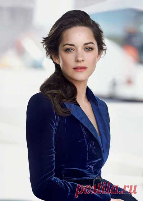 Марион Котийяр, 30 сентября, 1975