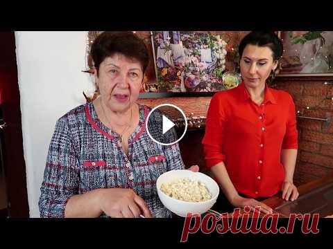 Легкие Салаты на Новый Год 2022. Вкусно, Быстро и Просто. Рецепты на Новый Год Семья на кухне Меню на Новый год 2022. Готовим для вас 3 вкусных и праздничных САЛАТА на НОВОГОДНИЙ СТОЛ!!! Нас трое - Мама (@Мамины рецепты), Люсьена (@Готовить про...