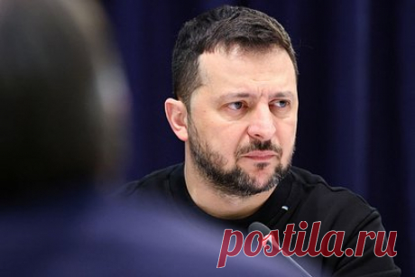 Зеленский заявил о проблемах с поставкой военной помощи от Запада. Президент Украины Владимир Зеленский заявил о проблемах с поставкой военной помощи от западных стран. По его словам, за последний год часть поставок не поступала вовремя и в обещанном объеме. Глава государства отметил, что с начала контрнаступления Украины «не все пошло так, как должно было».