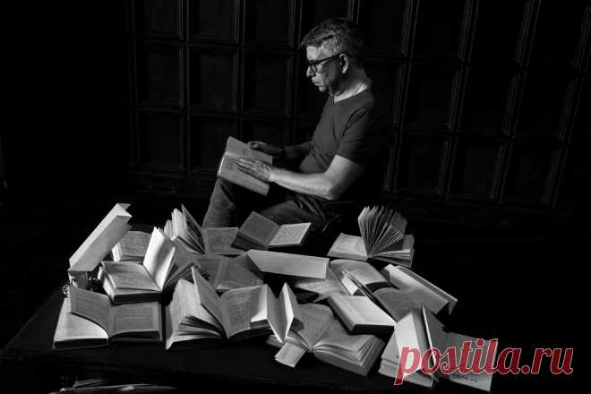 Как полюбить читать классику после 50: истории подписчиков | Кабанов // Чтение | Дзен