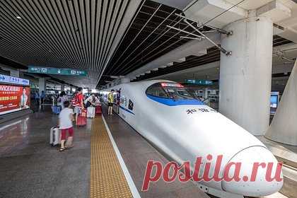 Россия и Китай захотели возобновить наземное пассажирское сообщение. Россия и Китай захотели возобновить наземное пассажирское сообщение между государствами после смягчений азиатской страной антиковидных мер. При этом в Генеральном консульстве РФ в Харбине отметили, что процесс восстановления пассажирского сообщения будет состоять из нескольких этапов.