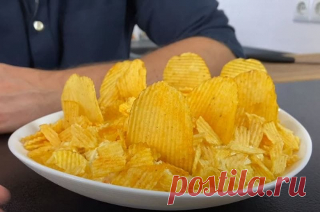 Салат Парус с Чипсами и Корейской Морковкой Как готовить салат парус с чипсами и корейской морковкой, вы узнаете из этой статьи. Рецепт салата парус простой и очень вкусный.