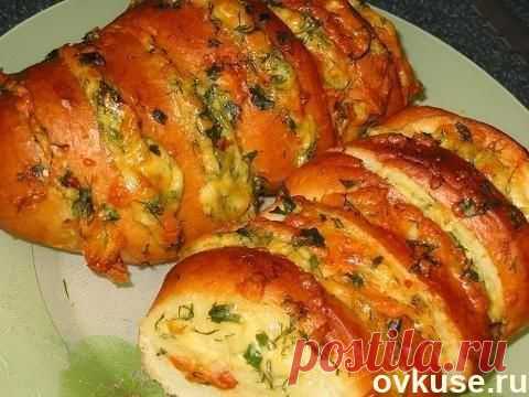 "Запеченный батон с сыром и чесноком" - Простые рецепты Овкусе.ру