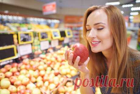 Яблоко и устрицы: как эти два продукта влияют на женщин