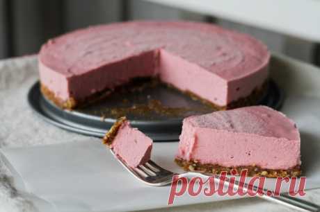 Клубничный чизкейк / Простые рецепты