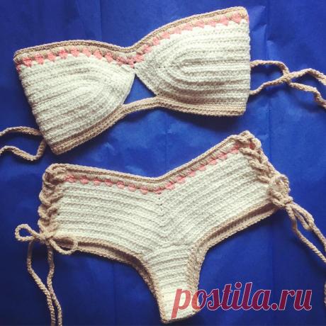 Публикация Handmade By Brigit в Instagram • Май 4 2016 в 11:01 UTC 66 отметок «Нравится», 9 комментариев — Handmade By Brigit (@lostatlantishandmade) в Instagram: «Just shipped this bikini set to LA for a Mermaid inspired photo shoot 🐚☀️ Its also available now on…»