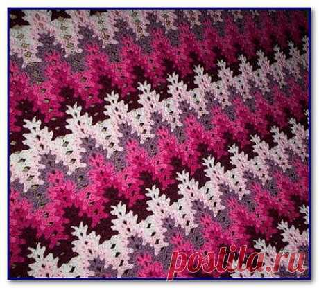 красивый плед крючком узором зиг-заг