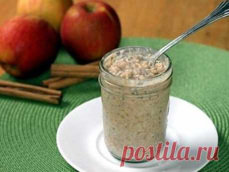 Овсянка в банке с яблоком и корицей | Vkusno.co - готовим легко!