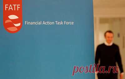 FATF не стала вносить Россию в штрафные списки. Группа разработки финансовых мер борьбы с отмыванием денег при этом сохранила приостановку членства Москвы на фоне продолжающегося конфликта на Украине