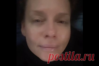 45-летняя Любовь Толкалина показала лицо без косметики. Российская актриса Любовь Толкалина показала естественную внешность на видео. 45-летняя знаменитость предстала перед камерой в черном наряде и с убранными назад волосами. При этом она запечатлела крупным планом и продемонстрировала с разных сторон лицо, на котором не оказалось косметики.
