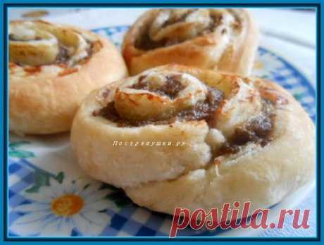 Рулетики из слоеного теста с мясным фаршем | Постряпушки.ру