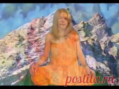 Хатха Йога Фильм-самоучитель В.Запорожцев - YouTube Этот фильм был снят на основе редкого трактата, который называется «Повествование о хатха-йоге». Трактат построен как беседа ученика по имени Адья со своей возлюбленной учительницей по имени Шакти (известна как Краса Ненаглядная). В первой части фильма вы познакомитесь с теорией и основными принципами хатха-йоги. Во второй же части вы наглядно увидите, как выполняются основные упражнения этой йоги. Эти статические упражнения называются асаны.