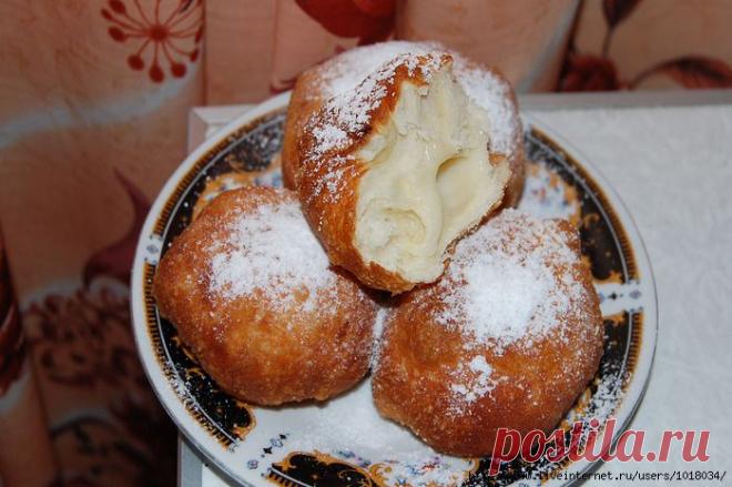 Пончики с заварным кремом