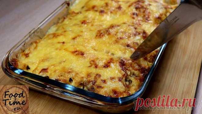 Мясо по-французски (видеорецепт) Мясо по-французскиИнгредиенты: Свинина вырезка — 1 кг Картофель — 1 кг Лук репчатый — 2 шт. Сыр — 200 гр. Брынза — 100 гр. Оливковое масло — 3 ст.л. Соль по вкусу Майонез — 4 ст.л. Подсолнечное масло ...
