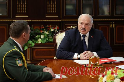 Лукашенко сменил главу Госпогранкомитета Белоруссии. Президент Белоруссии Александр Лукашенко сменил главу Государственного пограничного комитета республики. Им стал Константин Молостов. Сообщается, что предыдущей глава Госпогранкомитета Анатолий Лаппо уволен с военной службы в запас. Молостов ранее занимал пост начальника Гродненской пограничной группы.