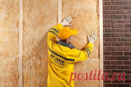 Утепление стен снаружи минеральной ватой 

Стена дома: брус, кирпич или блок. 

Необходимые материалы и инструменты: 
универсальная теплоизоляция Isover Классик плюс; 
деревянные бруски 50х50 и 20х50 мм; 
гидро-ветрозащитная мембрана Isover HB; 
строительный скотч; 
строительный степлер; 
шуруповерт; 
шурупы; 
скобы для строительного степлера.