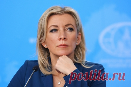 Захарова уличила Канаду во лжи о «павших в войне с Россией» украинцах. Мария Захарова заявила, что глава МИД Канады Мелани Жоли лжесвидетельствует, называя украинцев, погибших в ходе внутриукраинского конфликта, «павшими в войне с Россией». Она отметила, что подобные действия канадского министра можно было расценить как неопытность, однако у нее достаточно опыта на прошлых постах.