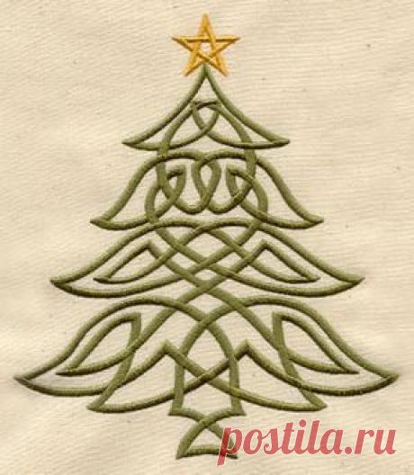 Celtic Christmas Tree- supposed to be embroidery, but, could easily be done in paint or even bleach pen-art
